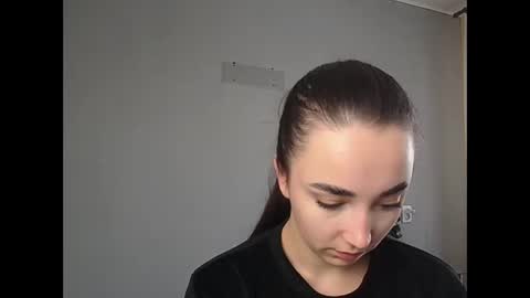 Olivia online show from 02.10.26