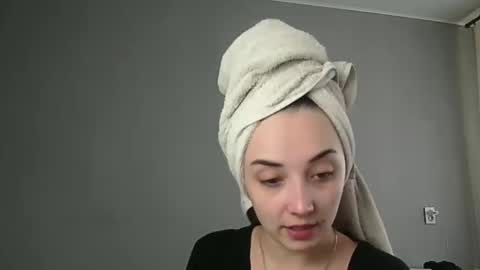 Olivia online show from 03.05.26