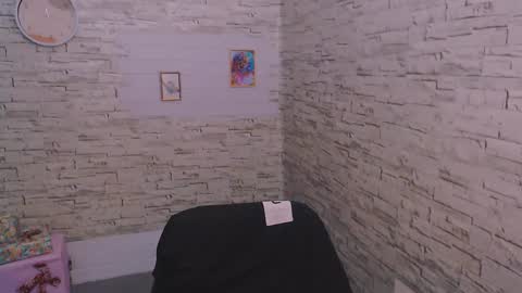 Olivia online show from 12.14.24