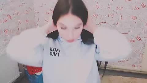 Olivia online show from 02.12.25