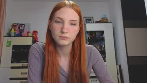 Snapshot of olivia_ridd chatting on 06.18.26 OLIVIA online show from 06.18.26