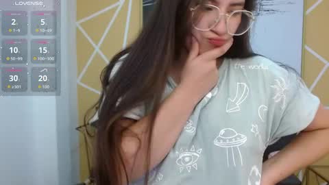 Olivia online show from 04.05.26