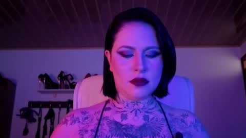   online show from 10.23.25