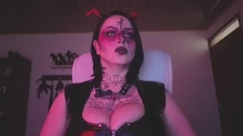   online show from 10.28.25