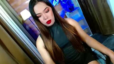Miss OLIVIA online show from 03.25.26