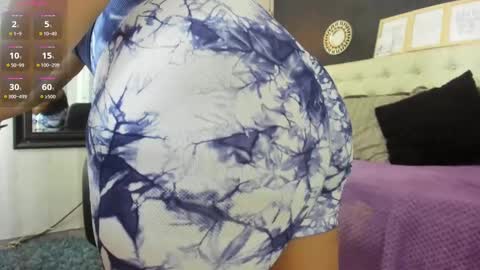 Snapshot of olivia_willd chatting on 03.05.25 olivia online show from 03.05.25