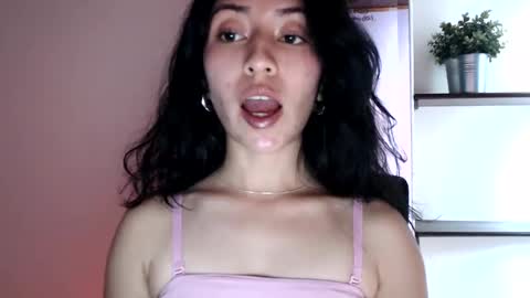 oliviaaa__ online show from 09.18.25