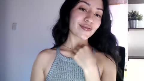 oliviaaa__ online show from 10.17.25