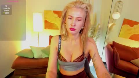 Isabella online show from 02.17.26