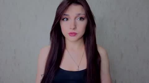 Snapshot of oliviahoresnev chatting on 06.25.26 Olivia online show from 06.25.26