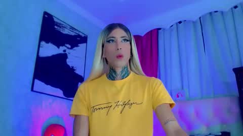 oliviahot01 online show from 05.09.26