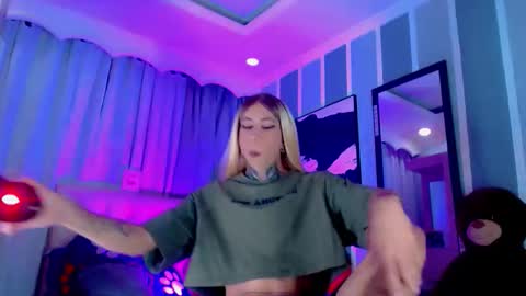 oliviahot01 online show from 06.06.26