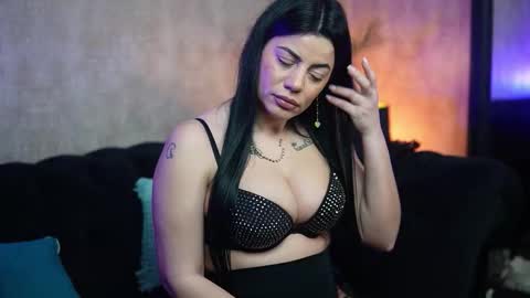  Olivia  online show from 02.05.26