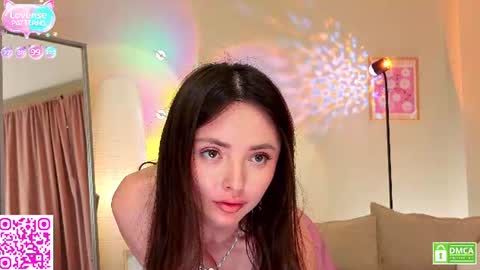 Snapshot of oliviakis chatting on 06.25.26 Olivia online show from 06.25.26