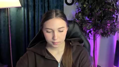 olivialangs online show from 03.19.26