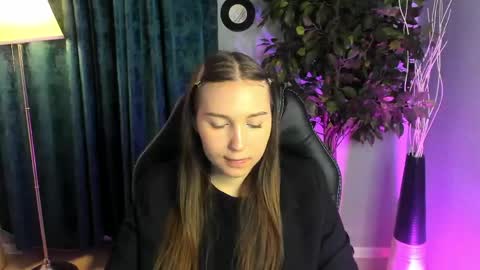 olivialangs online show from 03.24.26