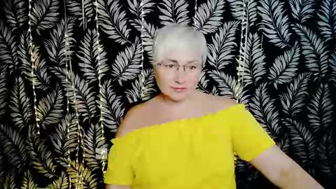 Snapshot of oliviaoskar_ chatting on 06.18.26 Kelly online show from 06.18.26