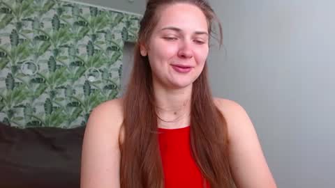 Snapshot of oliviashiny chatting on 06.21.26 Olivia online show from 06.21.26