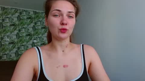 Olivia online show from 08.03.26