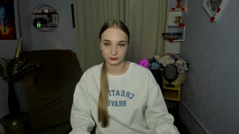 Ollivia online show from 04.26.26