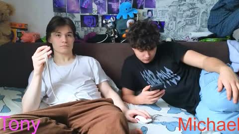 Snapshot of ololkd chatting on 02.11.26 Tony online show from 02.11.26