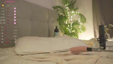 Lily dont forget to follow me  good to see you all online show from 02.04.25