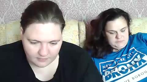 Snapshot of olyaandnetty chatting on 06.18.26 OlyaAndNetty online show from 06.18.26