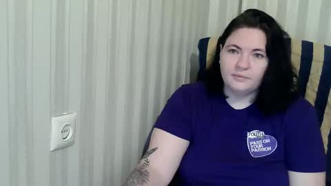 Snapshot of olyafire chatting on 11.05.25 OlyaFire online show from 11.05.25