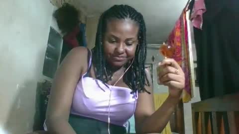 olyvienne90 online show from 01.14.26