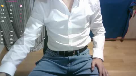 Snapshot of omar87ram chatting on 03.07.26 Omar online show from 03.07.26