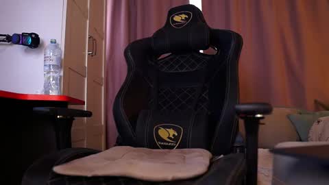 Snapshot of omg_pie chatting on 03.04.25 Mars online show from 03.04.25