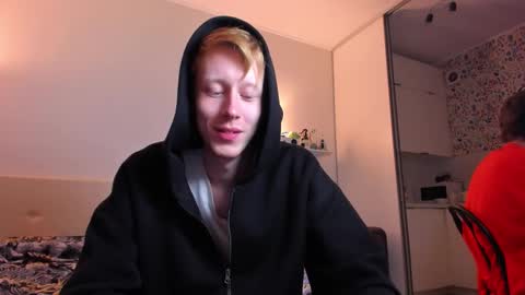 Snapshot of omg_pie chatting on 10.13.25 Mars online show from 10.13.25