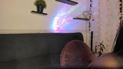 Violette online show from 02.13.25