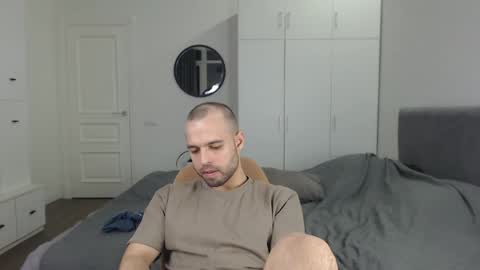 onebestlover online show from 02.18.25