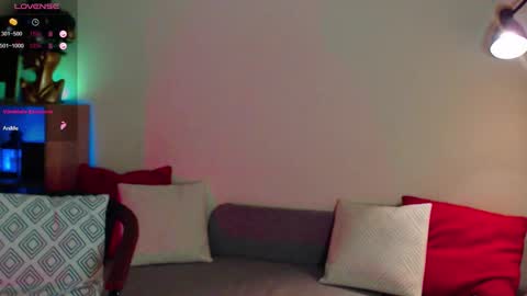 Snapshot of onehotbigass chatting on 12.14.25 ONLINE online show from 12.14.25