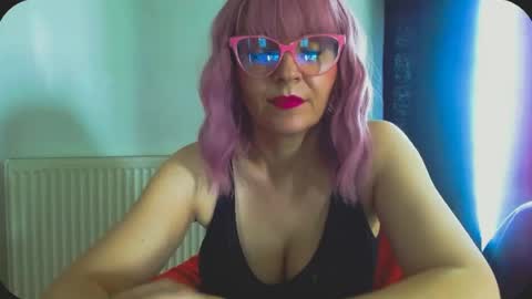 Snapshot of onemoreblonde chatting on 06.24.26 Nicol online show from 06.24.26