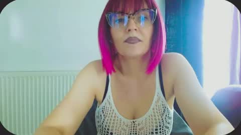 Snapshot of onemoreblonde chatting on 07.18.26 Nicol online show from 07.18.26