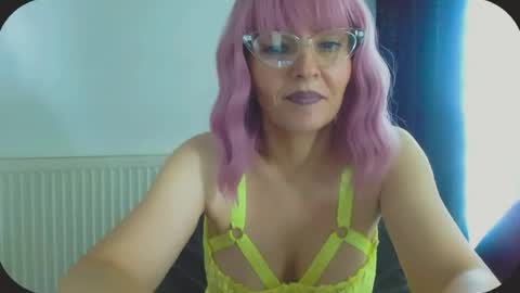 Snapshot of onemoreblonde chatting on 07.28.26 Nicol online show from 07.28.26