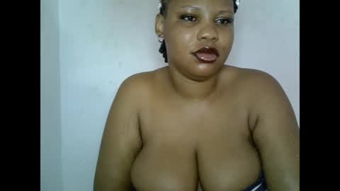 Snapshot of oneofdbestchubbygaloncb chatting on 06.09.26 oneofdbestchubbygaloncb online show from 06.09.26
