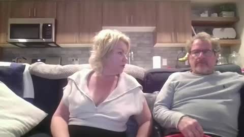 couple mature milf bigboobs curvy mommydaddy online show from 01.20.25