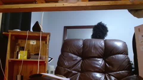 Snapshot of onewayallday chatting on 11.16.25 onewaykenny online show from 11.16.25