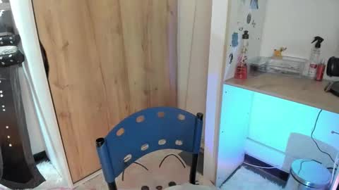 oni_dakotta online show from 03.04.26