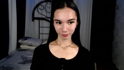 Snapshot of onicka_iha chatting on 12.16.24 Alexa online show from 12.16.24