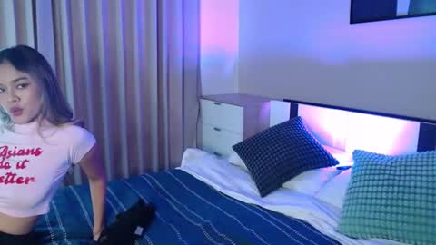 Lily Peach  -   online show from 04.05.26