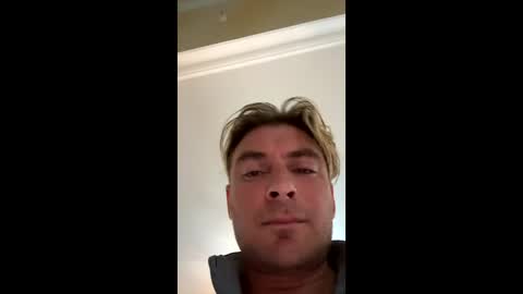 Snapshot of onlyloveyoutwice2016 chatting on 11.12.25 onlyloveyoutwice2016 online show from 11.12.25