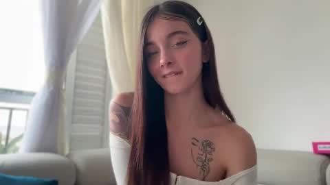 Sophia online show from 06.05.26