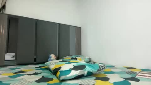 Snapshot of onlythem777 chatting on 03.22.26 PAREJA LATINA JOVEN MUY CACHONDOS online show from 03.22.26