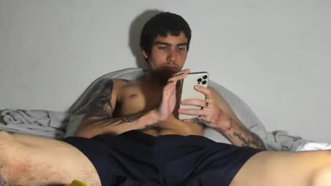 Snapshot of onzas_ chatting on 03.04.26 onzas_ online show from 03.04.26