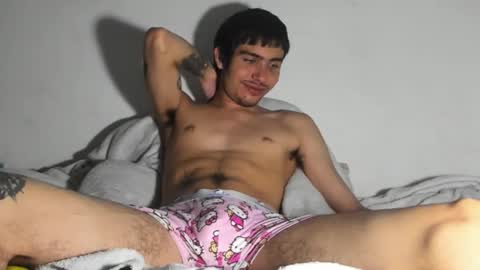 Snapshot of onzas_ chatting on 03.08.26 onzas_ online show from 03.08.26