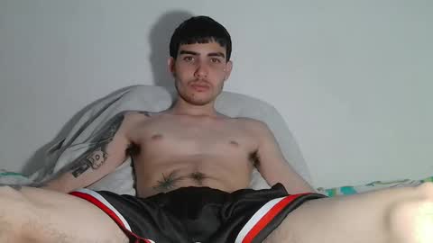 Snapshot of onzas_ chatting on 03.22.26 onzas_ online show from 03.22.26